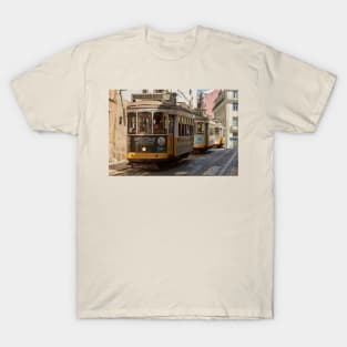 Historic Lisbon trams T-Shirt